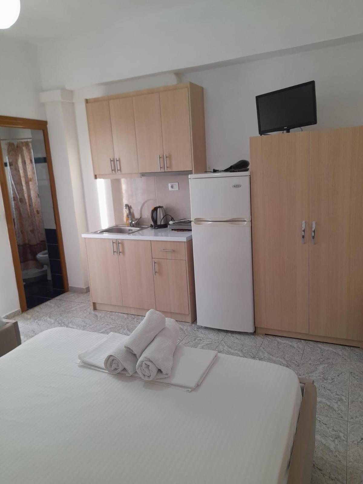 Apartment Green Apartments Ksamil